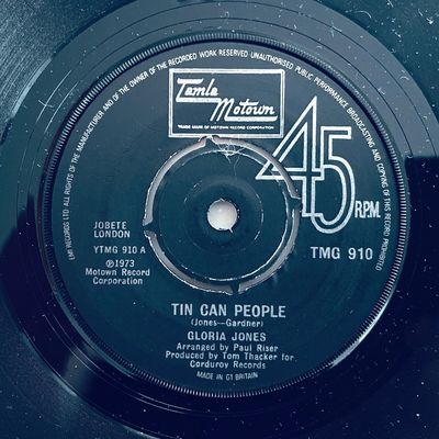 Gloria Jones | Tin Can People ( 7" single )
